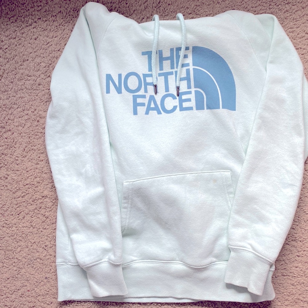 light blue north face sweatshirt